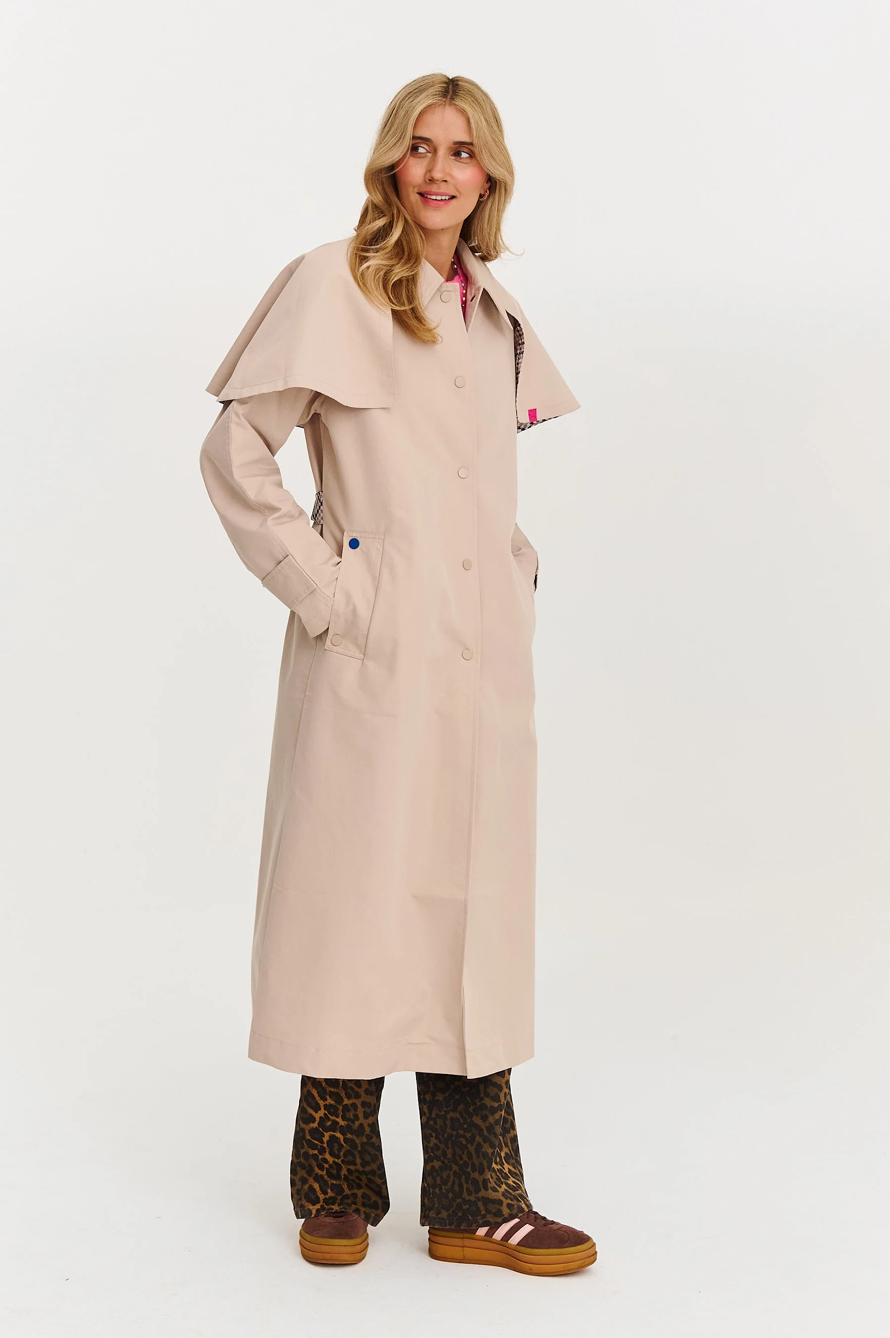 City Nomad trench coat - Image 20