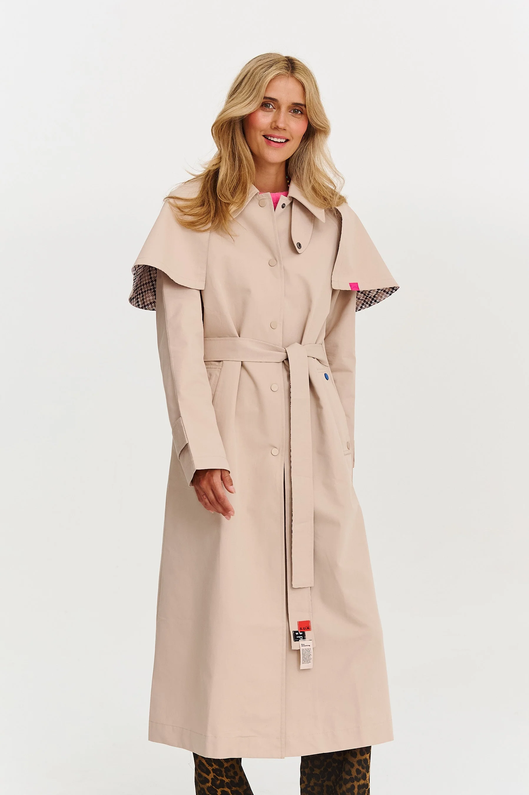 City Nomad trench coat - Image 32