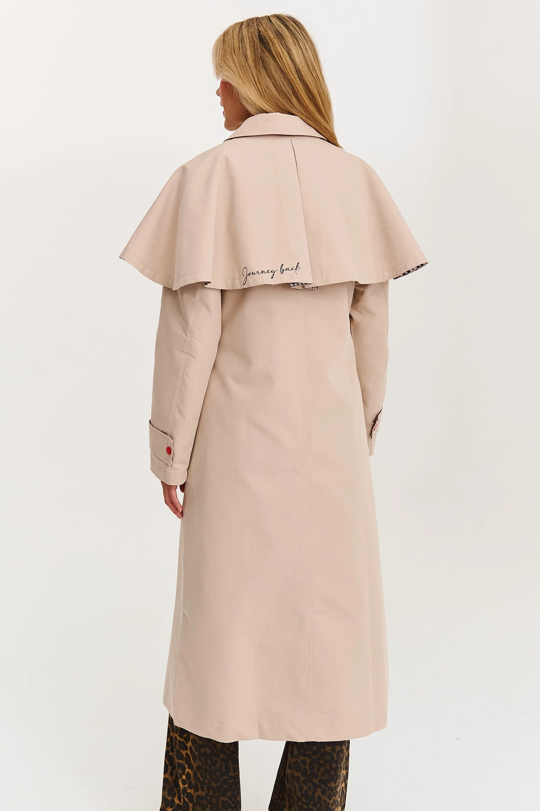 City Nomad trench coat - Image 35