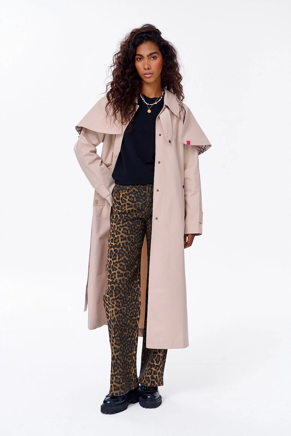 City Nomad trench coat - Image 38