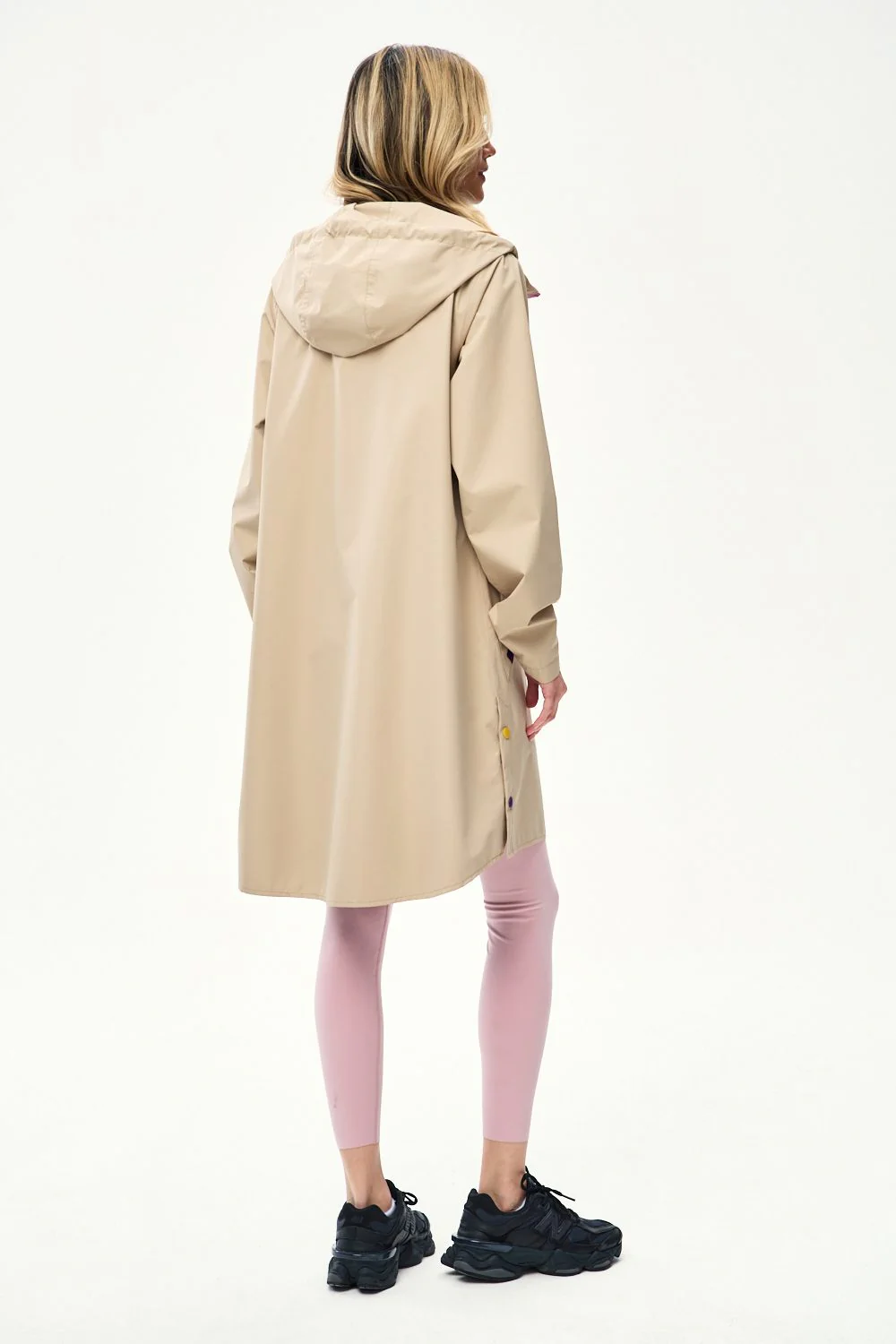 Soft Dunes Long Rain Jacket - Image 19