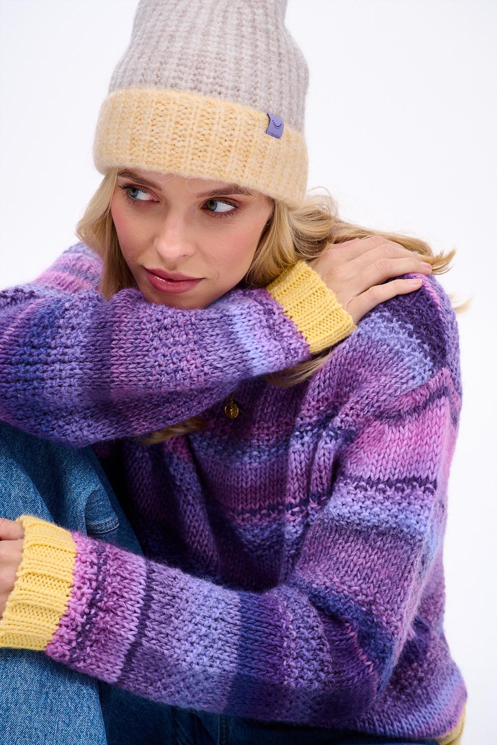 Sweet Berry wool blend sweater - Image 10